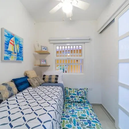 C1-12 - Acogedor Dentro De Murallas De Con Aire Acondicionado Y Agua Caliente Apartamento