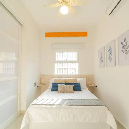 C1-12 - Acogedor Dentro De Murallas De Con Aire Acondicionado Y Agua Caliente Apartamento