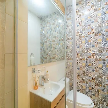 Apartamento C1-12 - Acogedor Dentro De Murallas De Con Aire Acondicionado Y Agua Caliente *