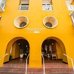 C1-12 - Acogedor apartamento dentro de las murallas de Cartagena con aire acondicionado y agua caliente