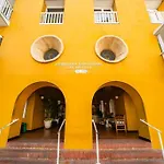 C1-12 - Acogedor Apartamento Dentro De Las Murallas De Cartagena Con Aire Acondicionado Y Agua Caliente