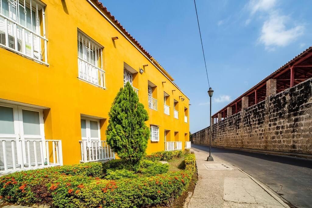 C1-12 - Acogedor Dentro De Murallas De Con Aire Acondicionado Y Agua Caliente Apartamento