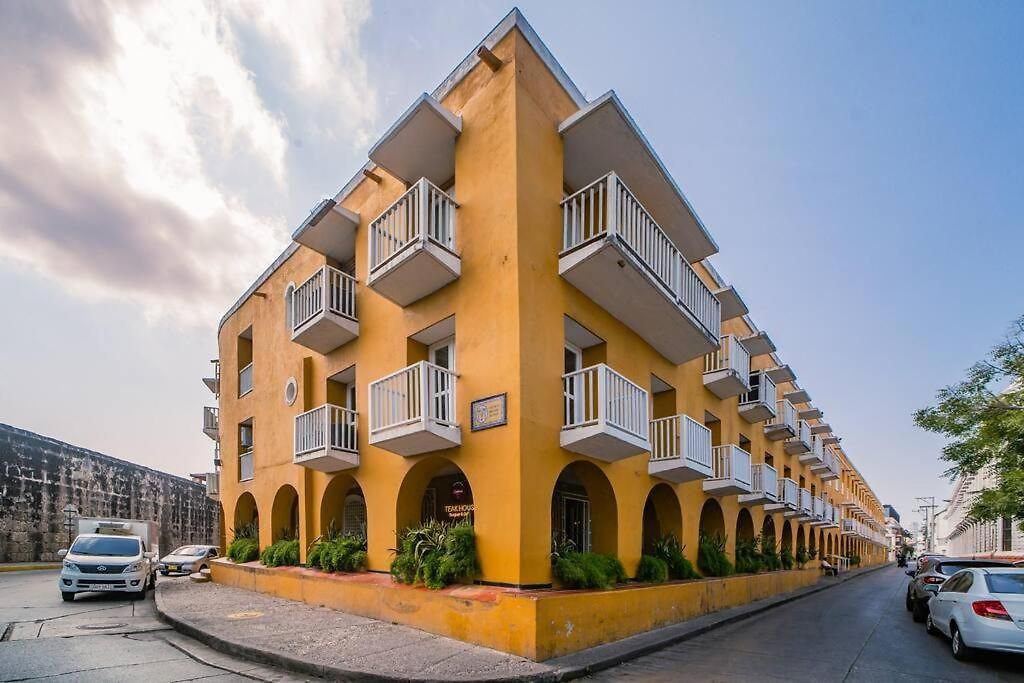 C1-12 - Acogedor Dentro De Murallas De Con Aire Acondicionado Y Agua Caliente Apartamento *